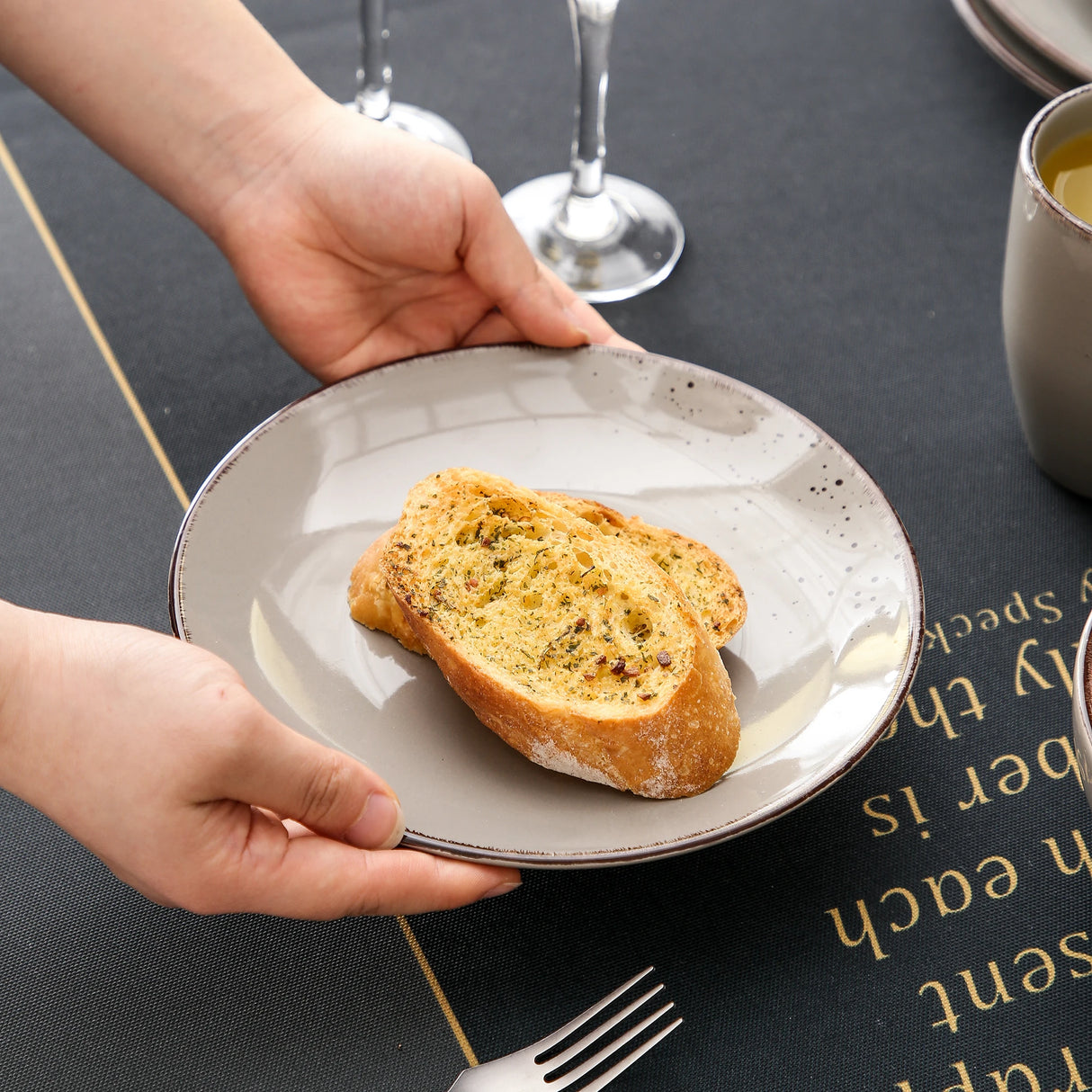 Geschirr-Set Gris | 16-32 Teile für 4-8 Personen